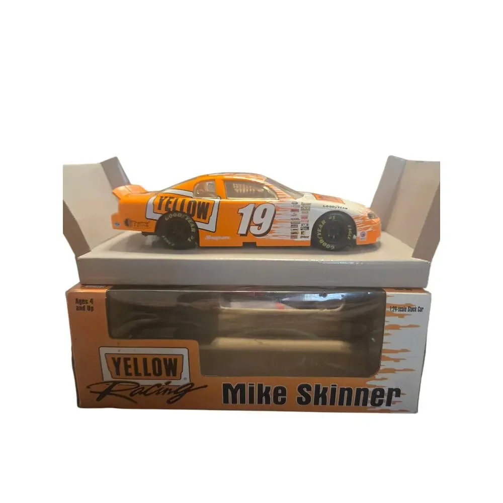 1999 Mike Skinner 19 Yellow Freight 1:24 Action Diecast Chevrolet Nascar